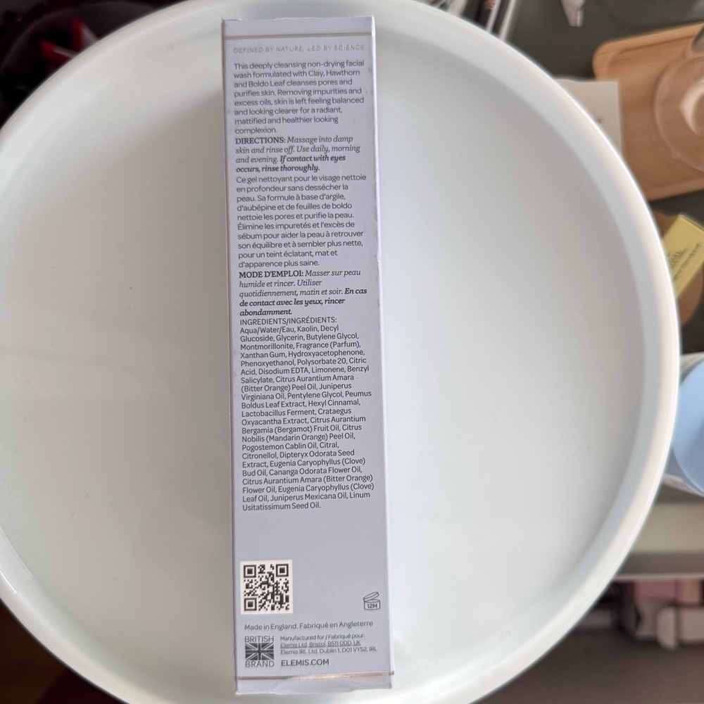Elemis Clarifying Clay Wash 150mls - Picture 9 of 11